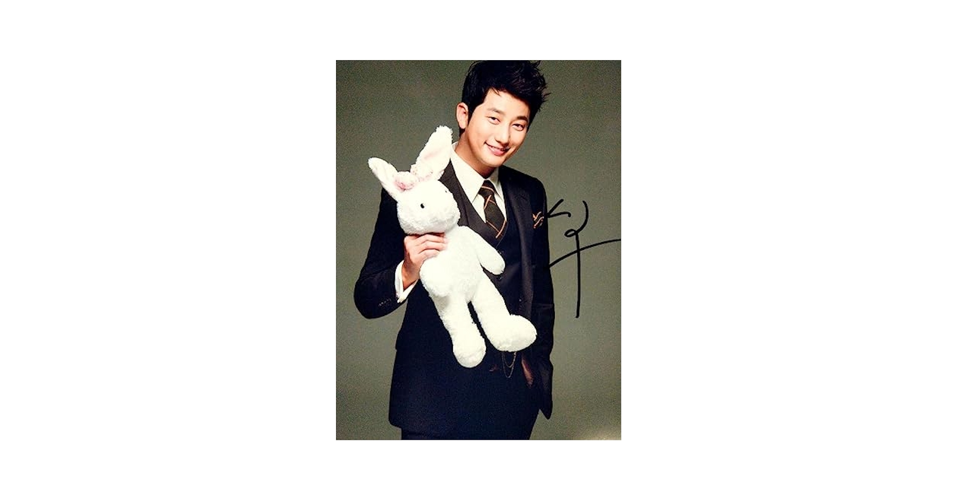 Amazon.co.jp: パクシフ直筆サイン入り超 特大写真…Park Si-Hoo